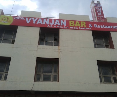 Hotel Vyanjan
